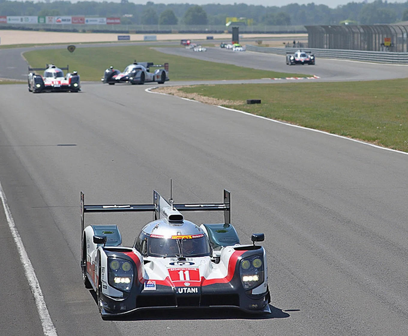 5ae52fec-9a47-4035-910d-ce7eb13646ea